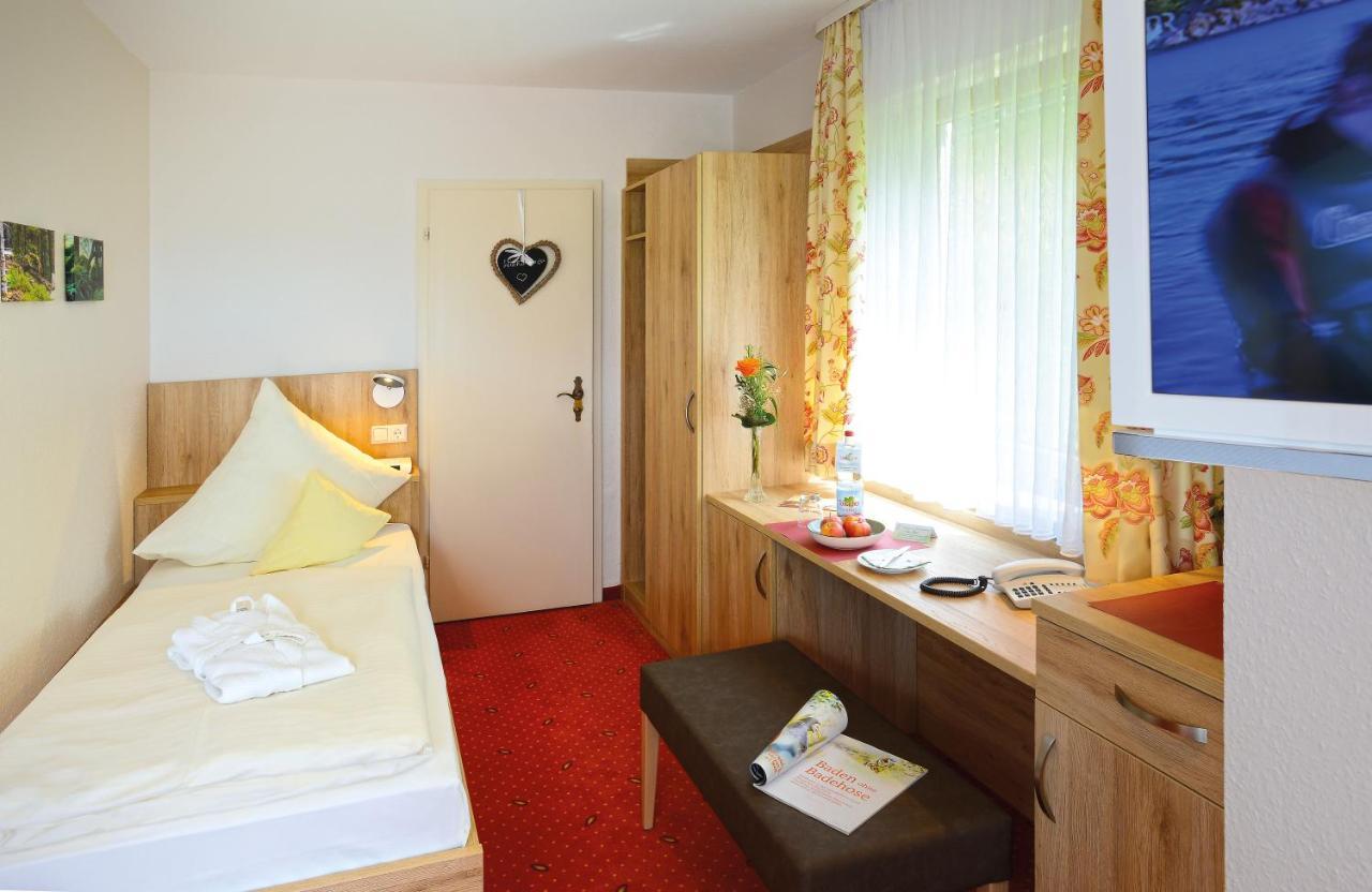Hotel Waldlust 바이에르스브론 외부 사진